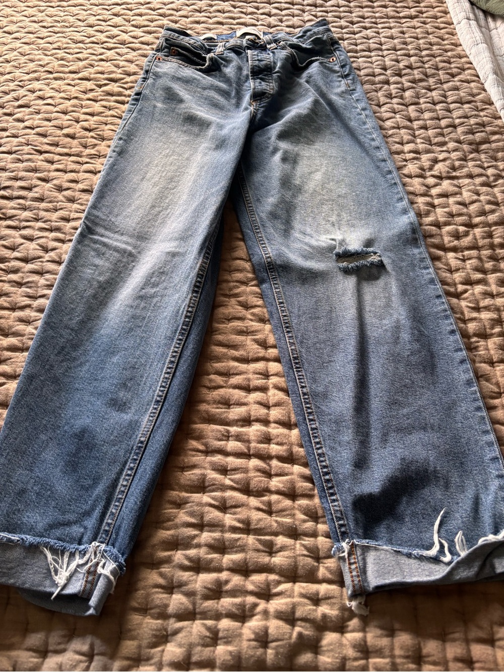 Universal Thread Highest Straight Ankle Jeans Size 6 Button Fly 27” Inseam